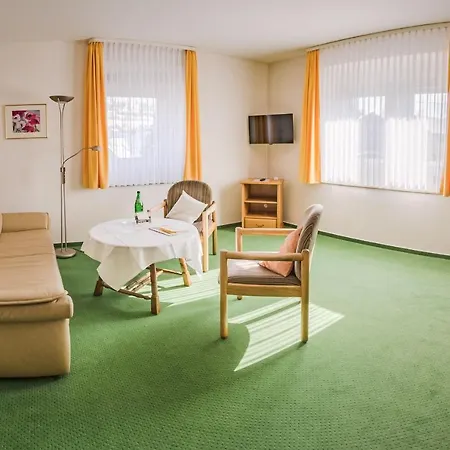 Hotel Westfalenhof Garni 3*