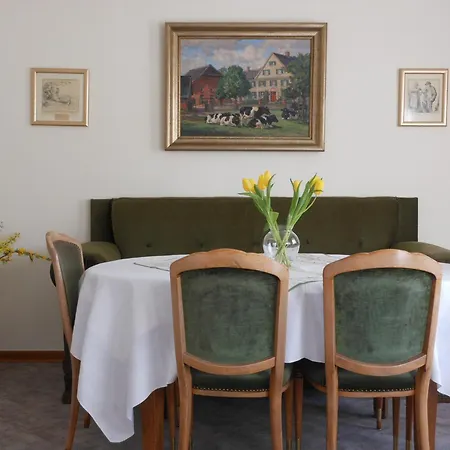 Westfalenhof Garni Hotel 3*