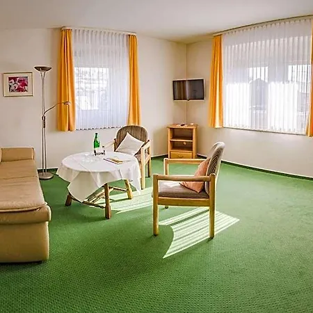 Westfalenhof Garni Hotel 3*